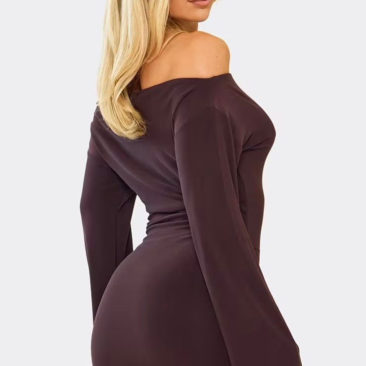 lavéra One-Shoulder Dress