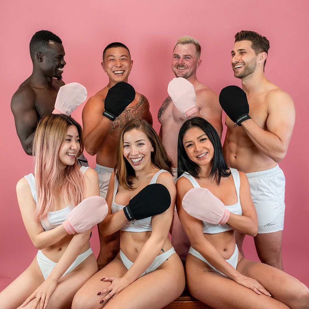 CheekyGlo Exfoliating Glove